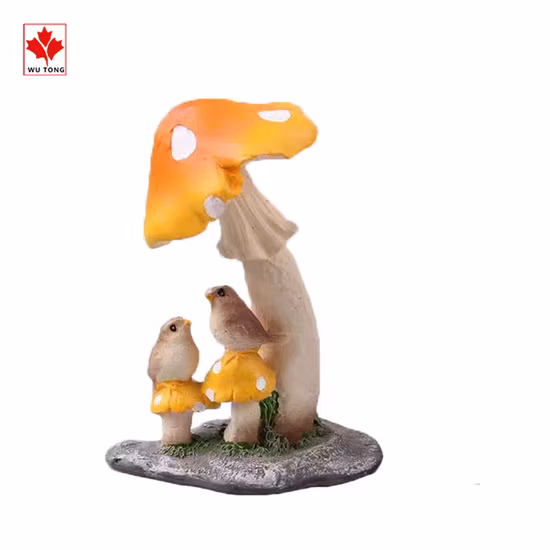 Los pájaros de resina hechos a mano realistas descansan sobre la decoración del jardín de la escultura de la seta